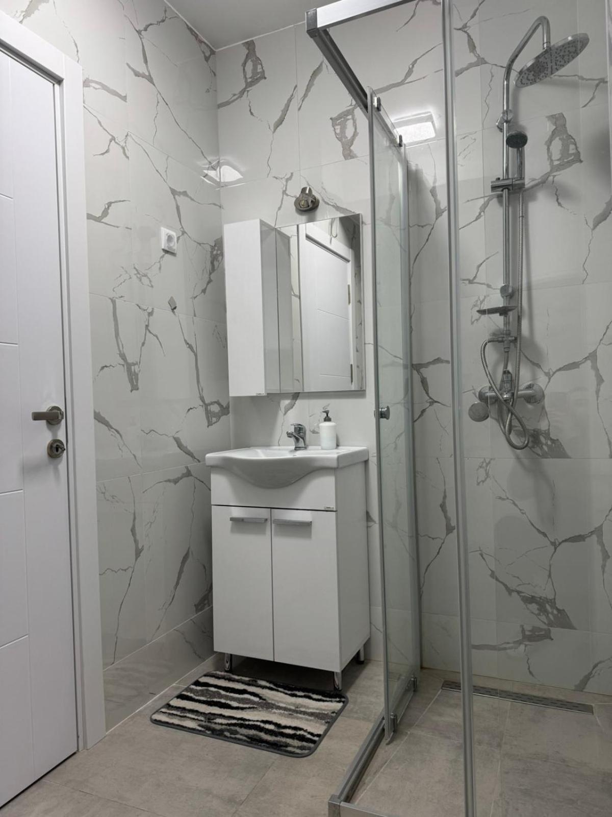 Apartment B&S Skopje Luaran gambar